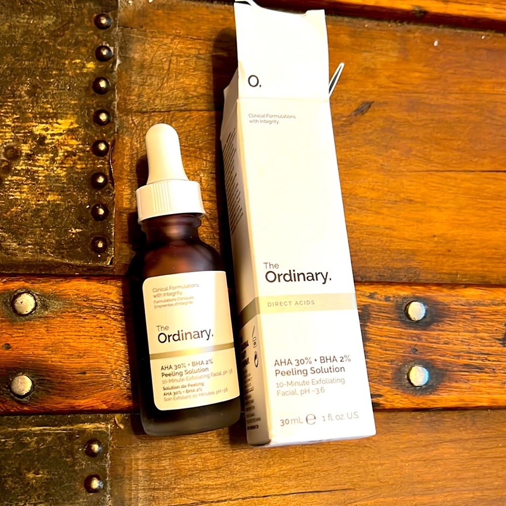 The Ordinary AHA 30% + BHA 2% Peeling Solution